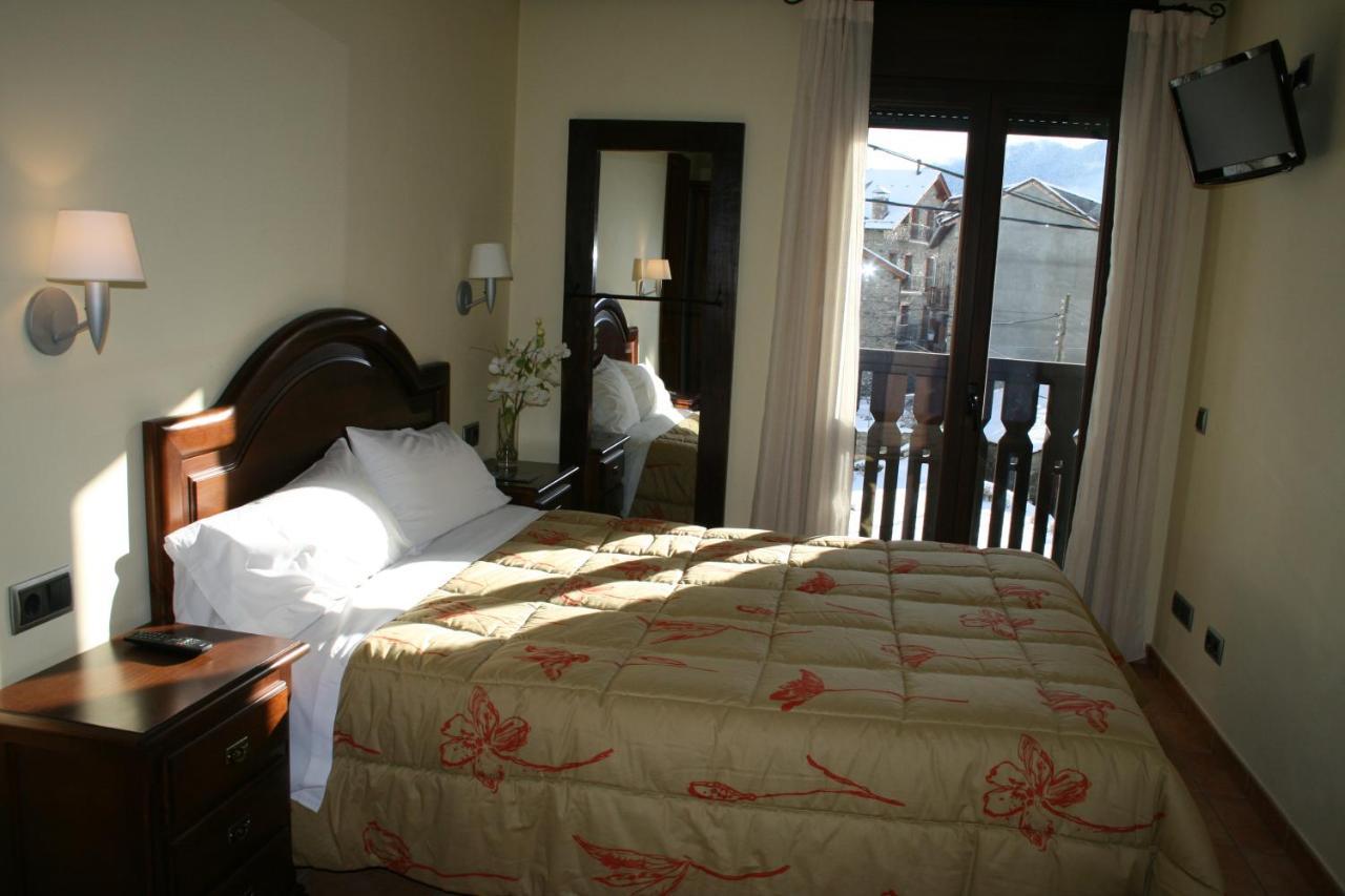 Apartamentos Les Picardes Espot Zewnętrze zdjęcie