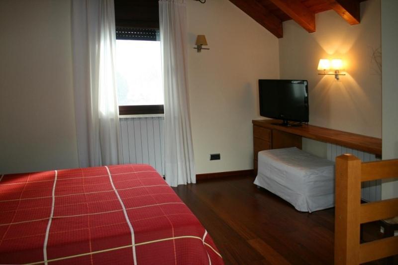Apartamentos Les Picardes Espot Pokój zdjęcie