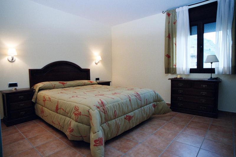 Apartamentos Les Picardes Espot Pokój zdjęcie
