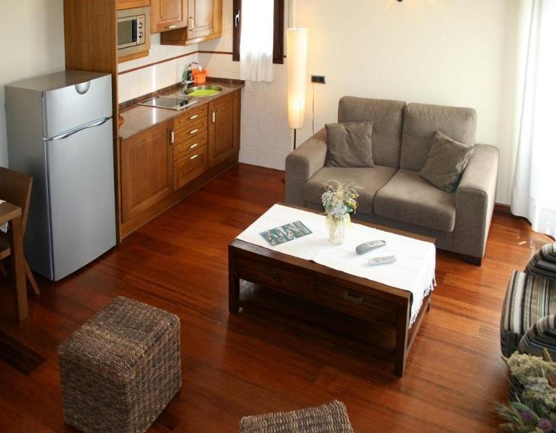 Apartamentos Les Picardes Espot Zewnętrze zdjęcie